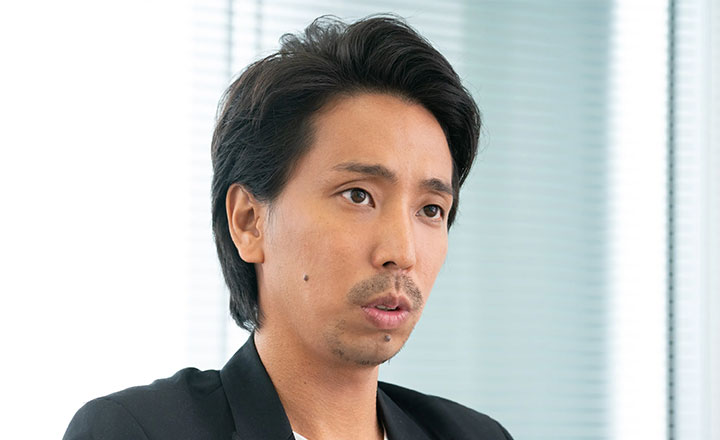 株式会社DINOS CORPORATION